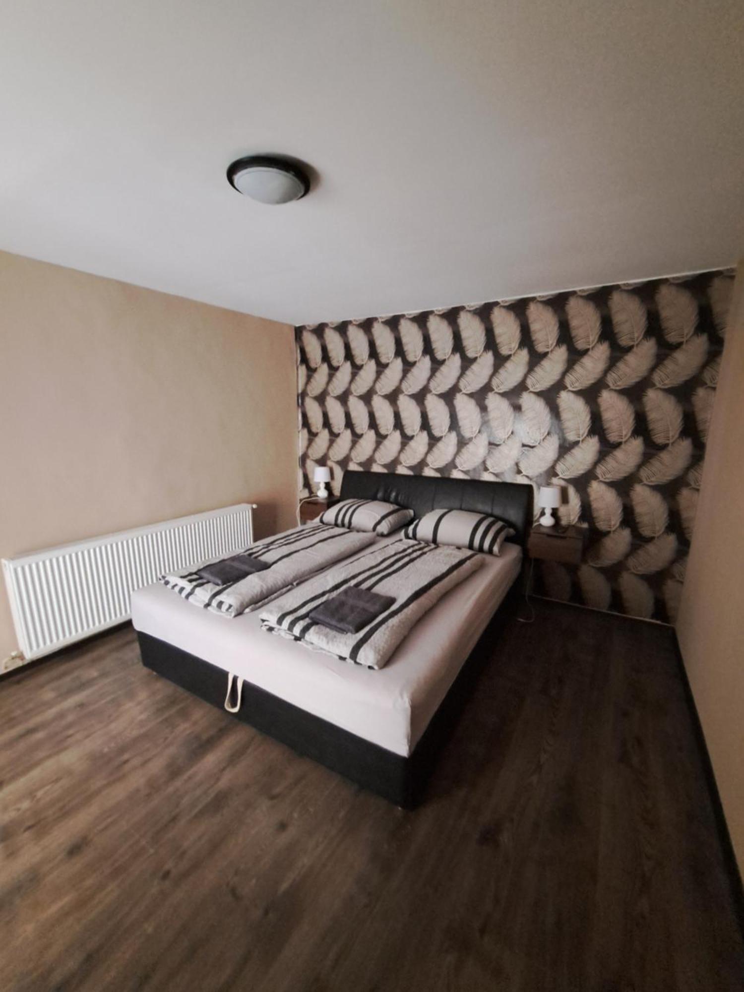 Vivien Apartman Fonyód المظهر الخارجي الصورة